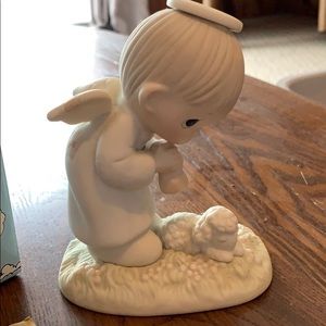 Precious Moments 1984 Members Only Figurine